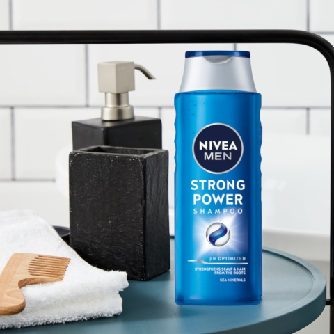 NIVEA MEN STRONG POWER Szampon do włosów 400 ml