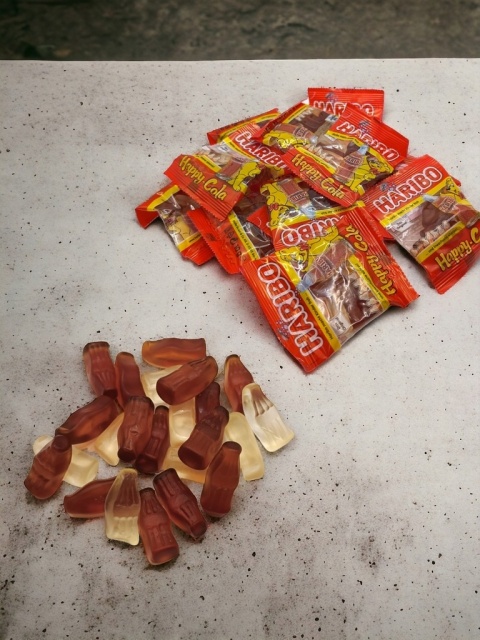 Żelki Haribo Happy Cola 100 mini torebek 980g